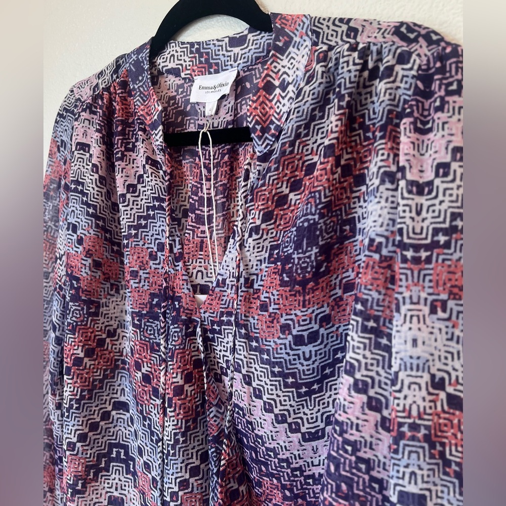 *NWT* Emma & Olivia Sheer Blouse